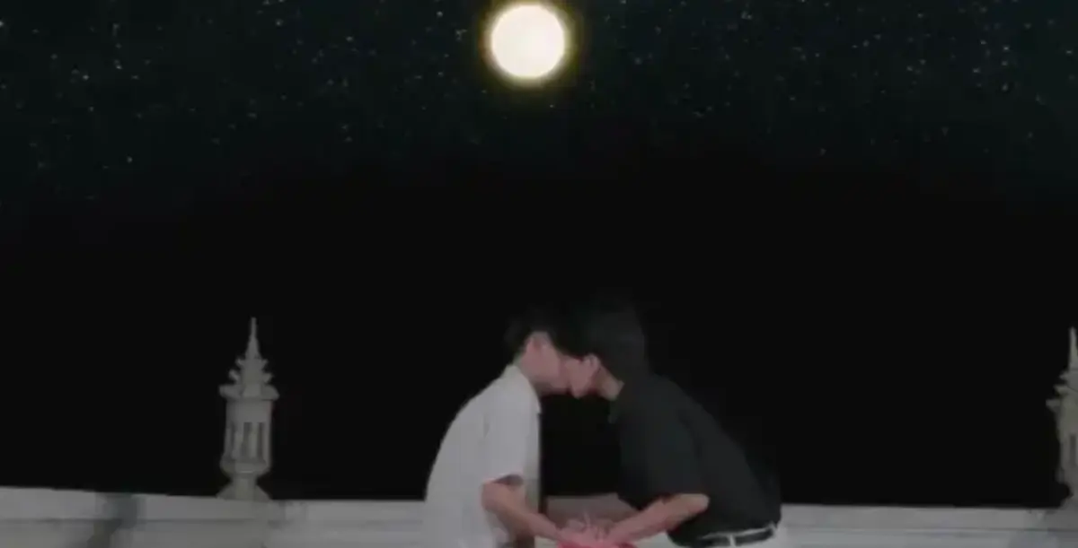 《月下之恋》完整版哪里能看？2025最新《月下之恋》超清原画未删减资源在线观看