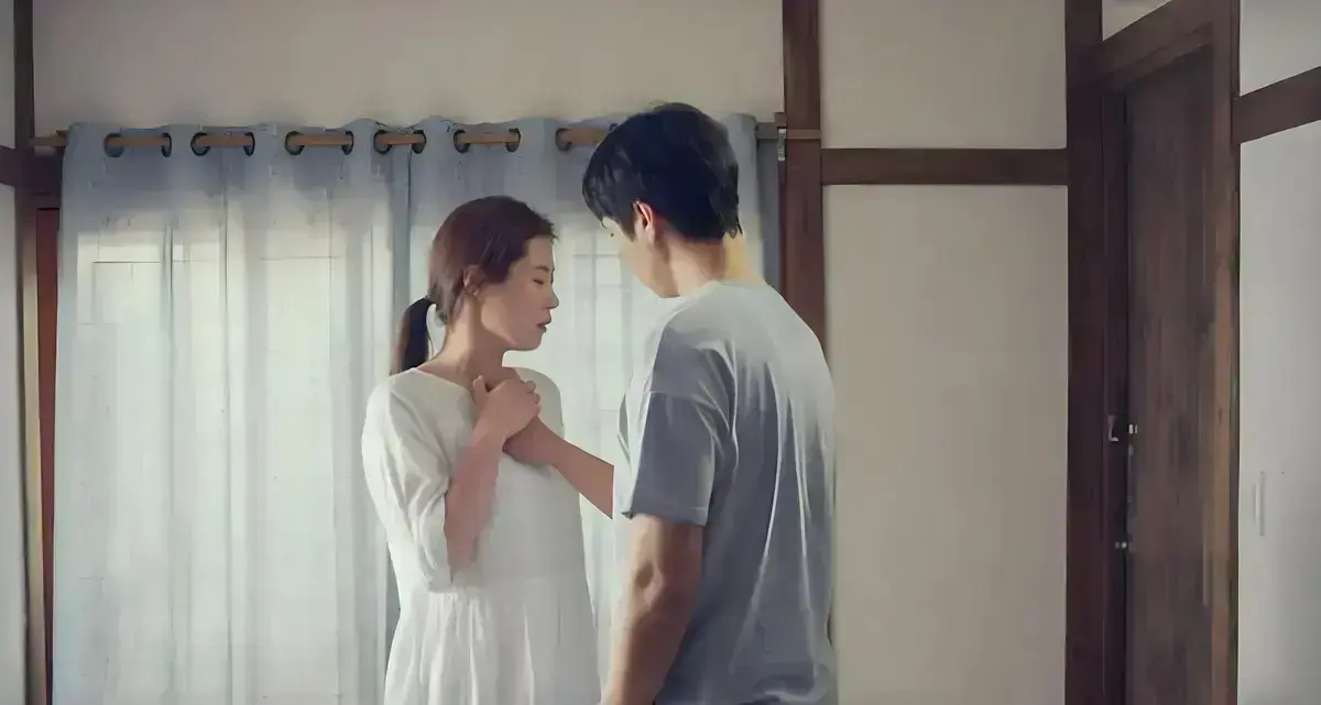 《出轨》韩国高分剧情片HD高清未删减全集资源 - 百度网盘/迅雷网盘/夸克网盘下载《出轨》完整版