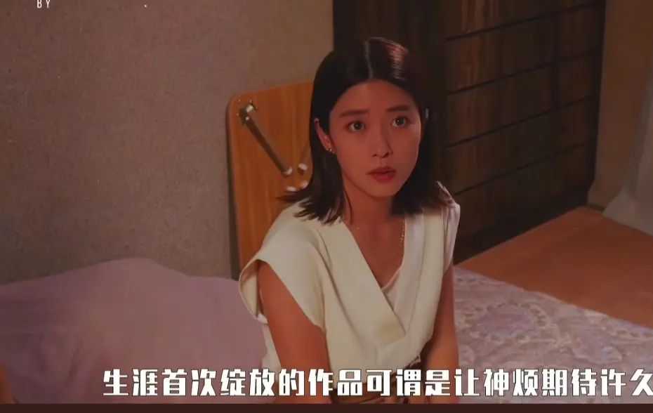 《隔壁的外星人》 - 高清完整版 - 全季 - 1080P无删减 - 在线观看
