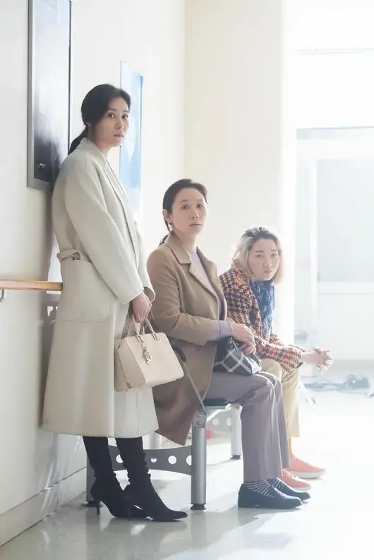 《贪吃的三姐妹》4K高清无删减版《贪吃的三姐妹》全集资源在线观看